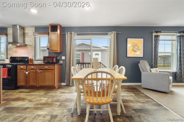 6267 Imperial Dr., Fenton, MI 48430