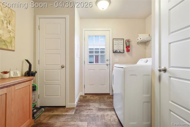 6267 Imperial Dr., Fenton, MI 48430