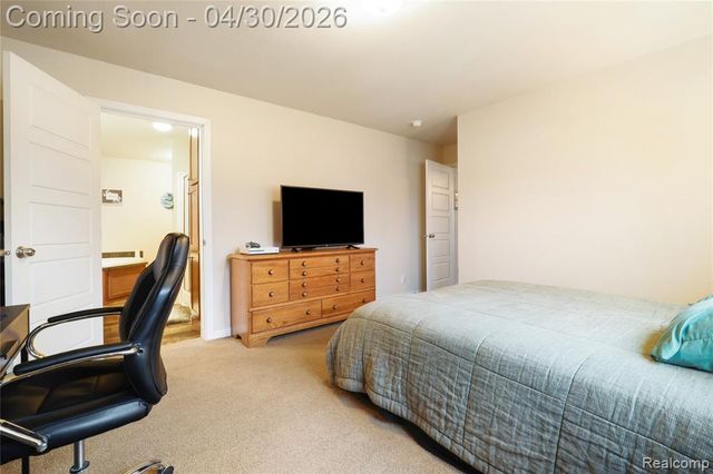 6267 Imperial Dr., Fenton, MI 48430