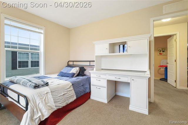 6267 Imperial Dr., Fenton, MI 48430