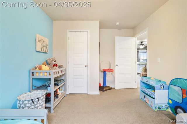 6267 Imperial Dr., Fenton, MI 48430