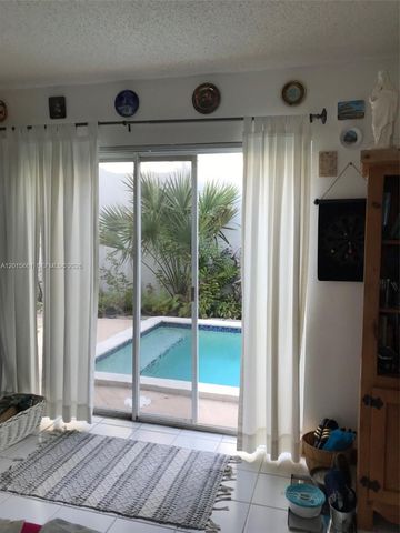 10135 SW 156th Avenue, Miami, FL 33196