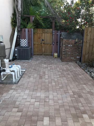 10135 SW 156th Avenue, Miami, FL 33196