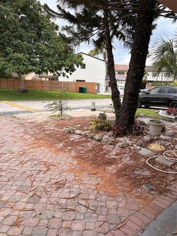 10135 SW 156th Avenue, Miami, FL 33196