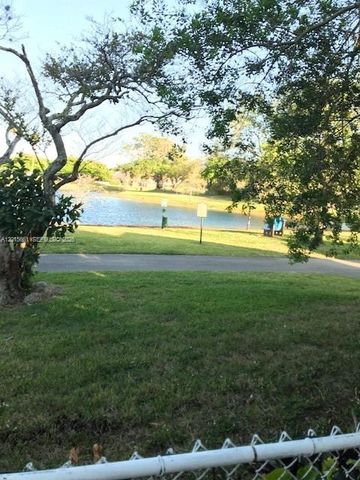 10135 SW 156th Avenue, Miami, FL 33196