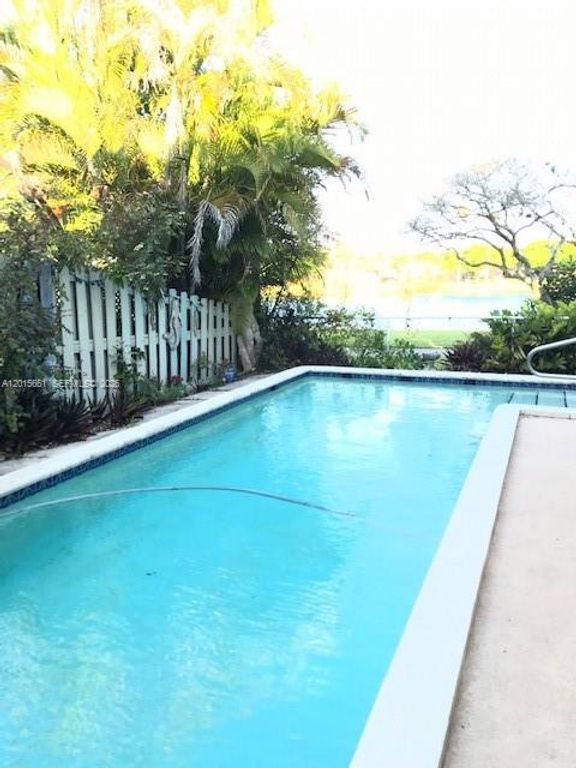 10135 SW 156th Avenue, Miami, FL 33196