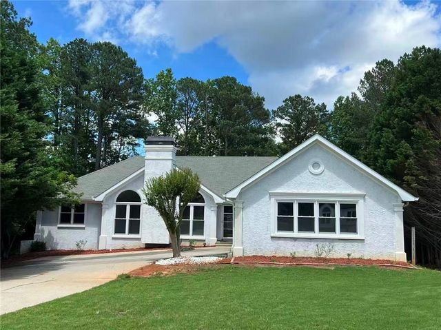 3800 John Herndon Court, Suwanee, GA 30024