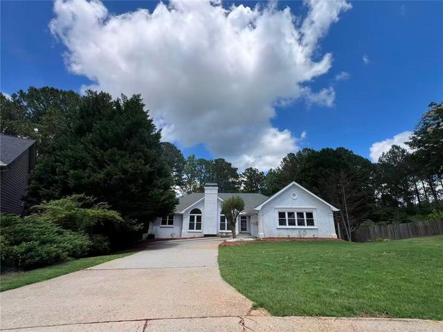 3800 John Herndon Court, Suwanee, GA 30024