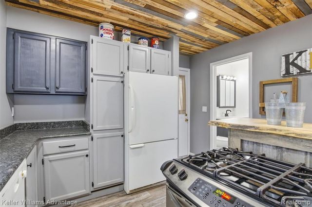 3555 Junior Drive, Pinckney, MI 48169
