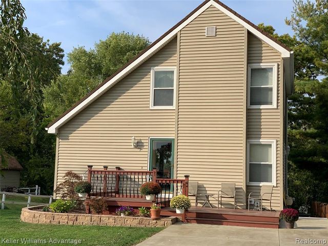 3555 Junior Drive, Pinckney, MI 48169