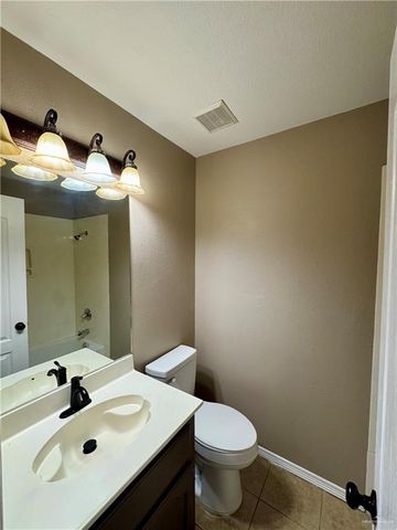 5801 N 39th Street, Mcallen, TX 78504