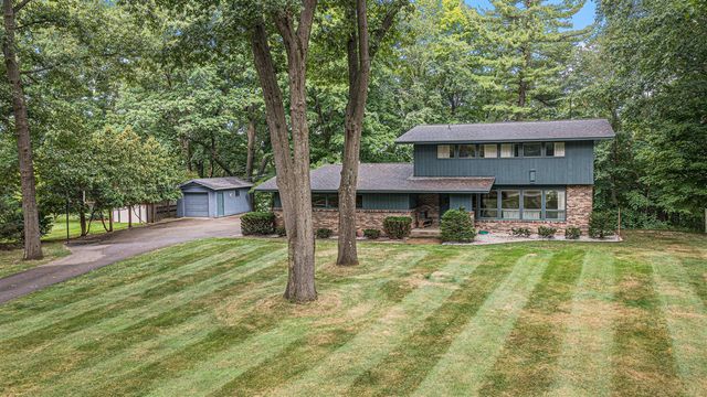 3307 Lake Drive, Allegan, MI 49010