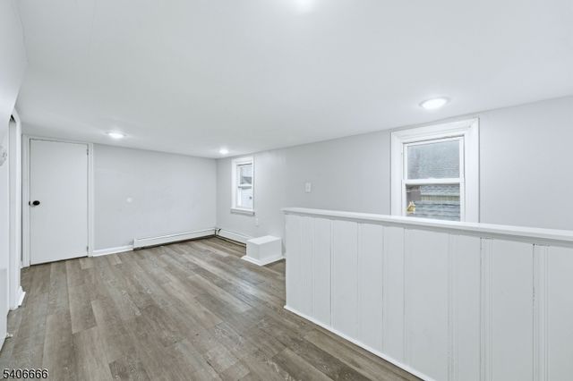 328 John St, Elizabeth City, NJ 07202