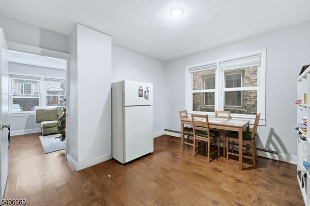 328 John St, Elizabeth City, NJ 07202