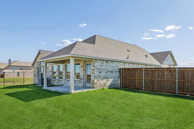 5446 Neyland Drive, Royse City, TX 75189