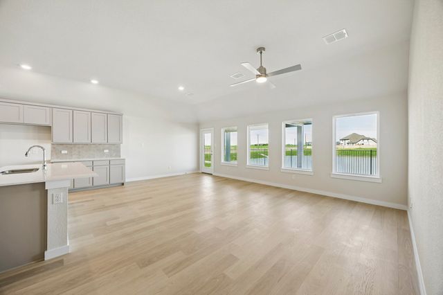 5446 Neyland Drive, Royse City, TX 75189