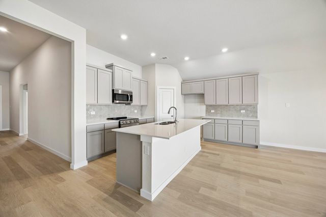 5446 Neyland Drive, Royse City, TX 75189