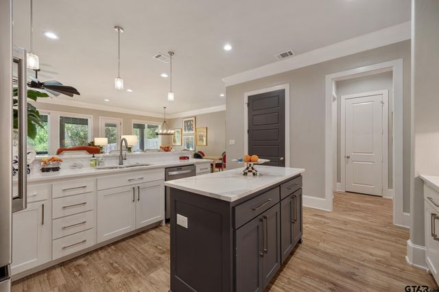 7614 Princedale, Tyler, TX 75703