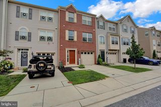 9956 RAVENHURST RD, Middle River, MD 21220
