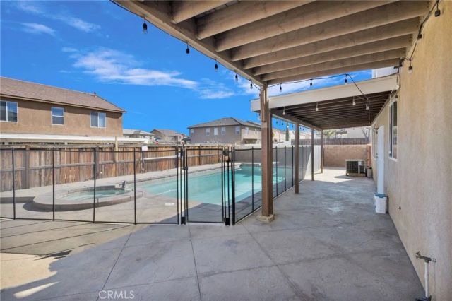 14605 Hummingbird Road, Victorville, CA 92394