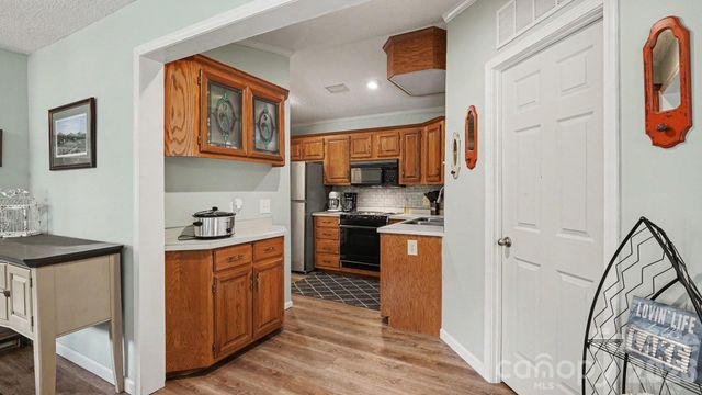113 Lake View Drive, New London, NC 28127