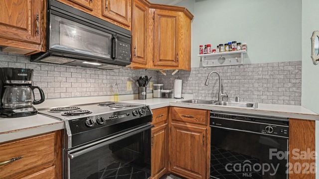 113 Lake View Drive, New London, NC 28127
