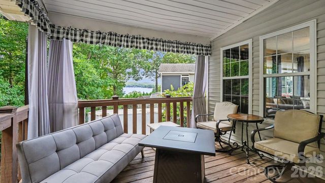113 Lake View Drive, New London, NC 28127