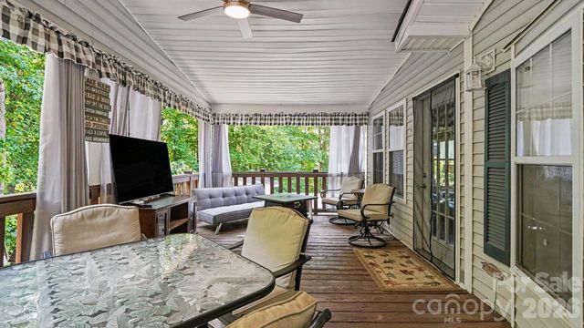 113 Lake View Drive, New London, NC 28127