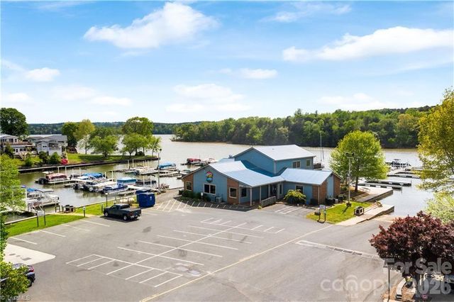 113 Lake View Drive, New London, NC 28127
