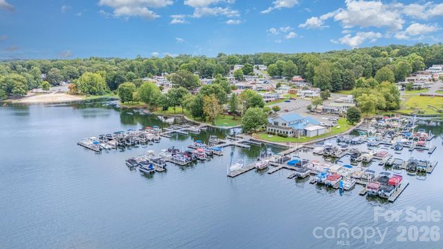 113 Lake View Drive, New London, NC 28127