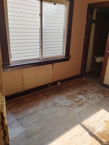 707 E Missouri Street, Evansville, IN 47711