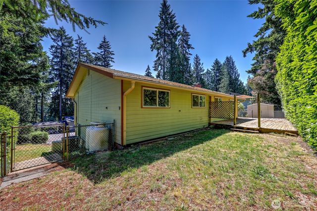 5929 Fern Avenue NE, Bremerton, WA 98311