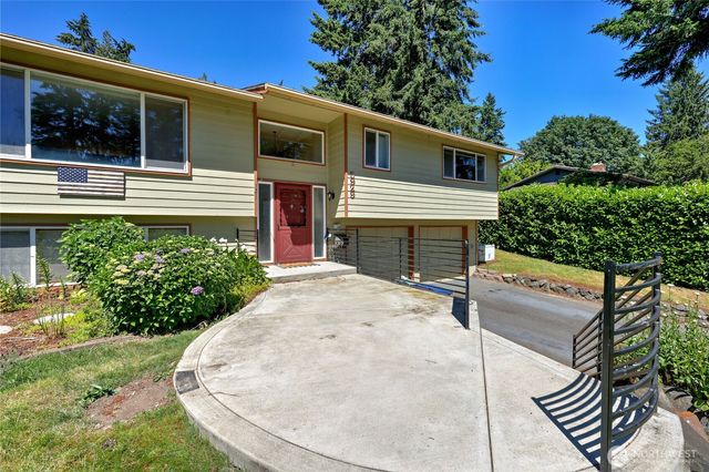 5929 Fern Avenue NE, Bremerton, WA 98311