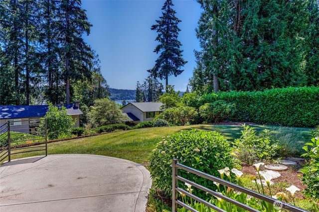 5929 Fern Avenue NE, Bremerton, WA 98311