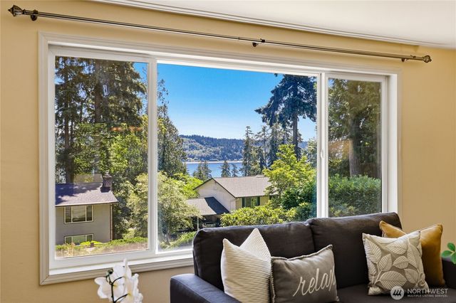 5929 Fern Avenue NE, Bremerton, WA 98311