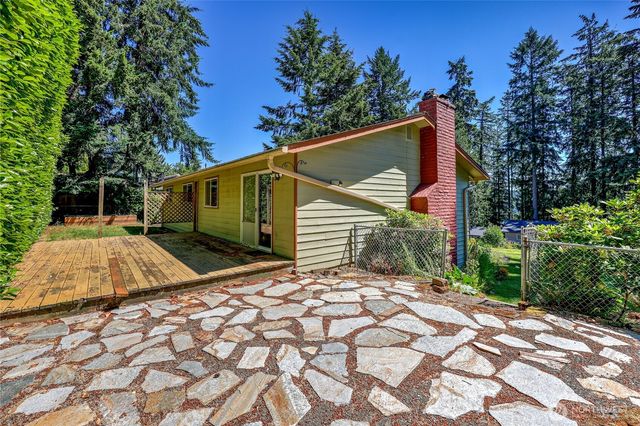 5929 Fern Avenue NE, Bremerton, WA 98311