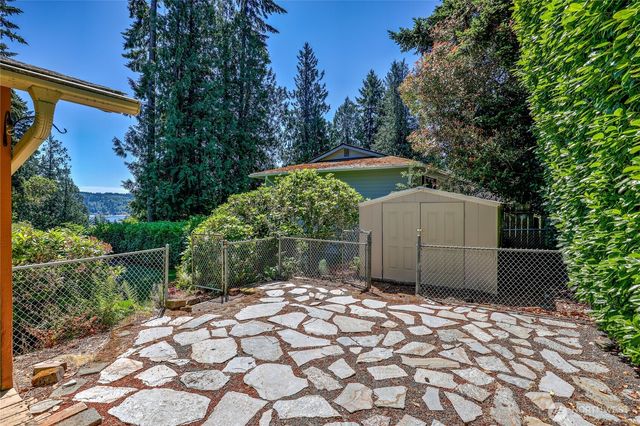 5929 Fern Avenue NE, Bremerton, WA 98311