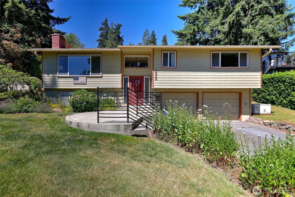 5929 Fern Avenue NE, Bremerton, WA 98311