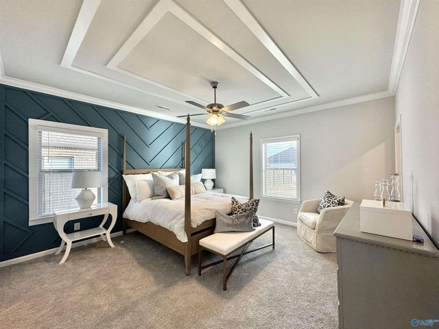 7222 Maple Creek Drive SE, Owens Cross Roads, AL 35763