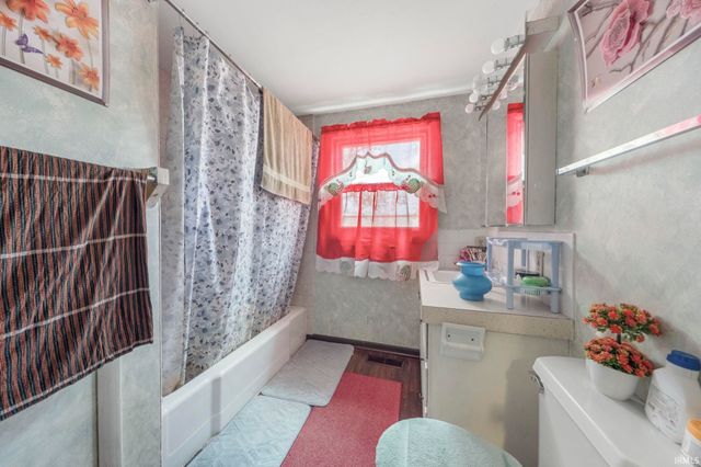 6219 Birchdale Drive, Fort Wayne, IN 46815