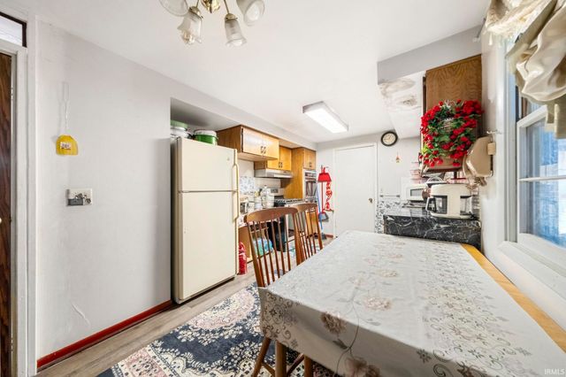 6219 Birchdale Drive, Fort Wayne, IN 46815