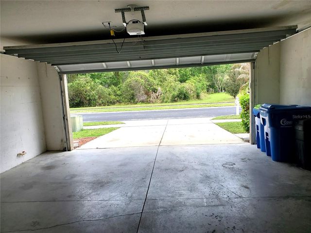 31354 KIRKSHIRE COURT, Wesley Chapel, FL 33543