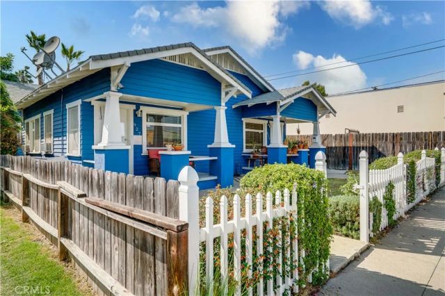 925 S Grand Avenue, San Pedro, CA 90731
