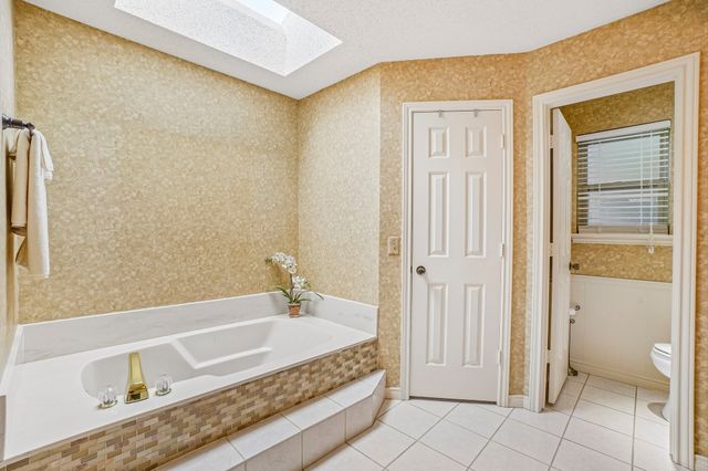 12929 Jasoncrest Trail, Dallas, TX 75243
