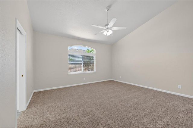 2228 E Yeargin Drive, Fresno, CA 93720