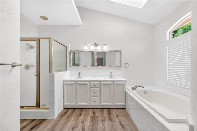 2228 E Yeargin Drive, Fresno, CA 93720