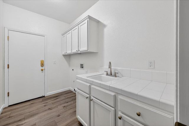 2228 E Yeargin Drive, Fresno, CA 93720