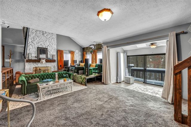 2189 Pinebrook Trail, Cuyahoga Falls, OH 44223