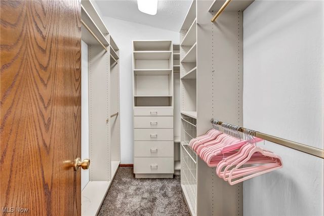 2189 Pinebrook Trail, Cuyahoga Falls, OH 44223