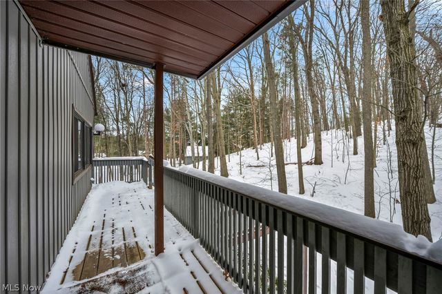 2189 Pinebrook Trail, Cuyahoga Falls, OH 44223